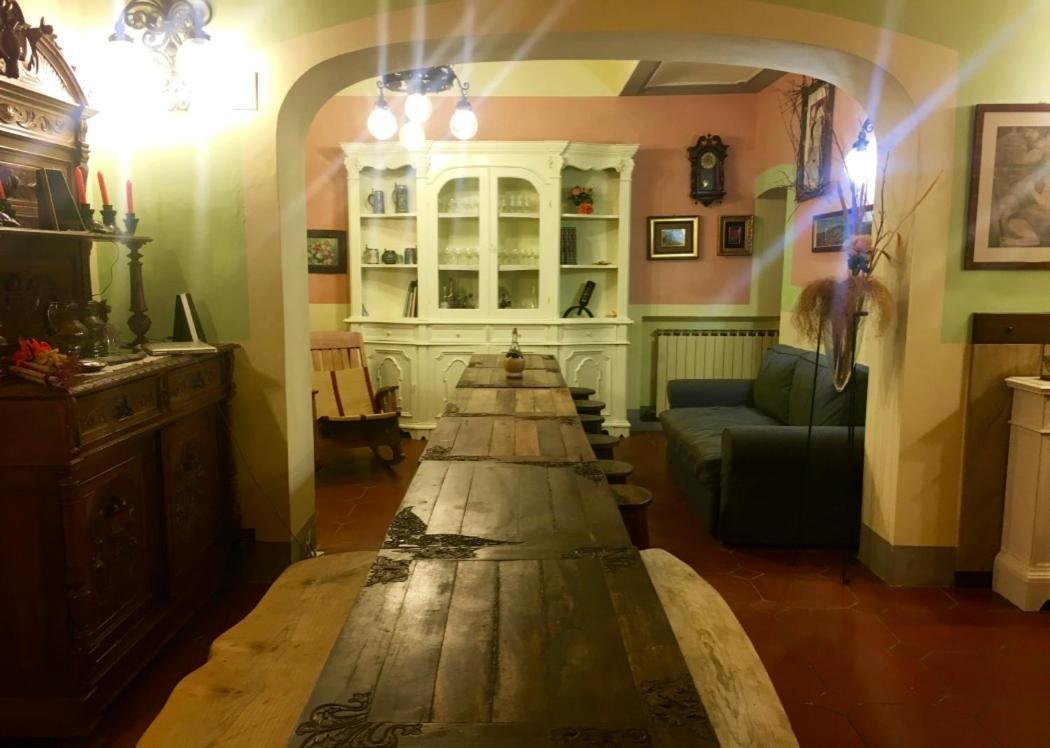 Villa Baronzola Монтеварчи Екстериор снимка